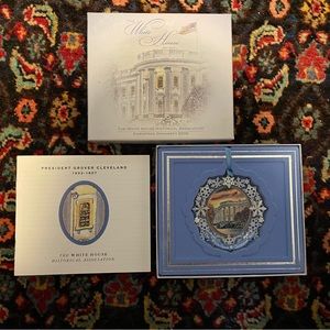 2009 White House Christmas Ornament